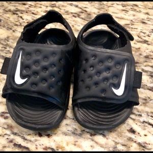 Toddler Nike Sandals Size 3